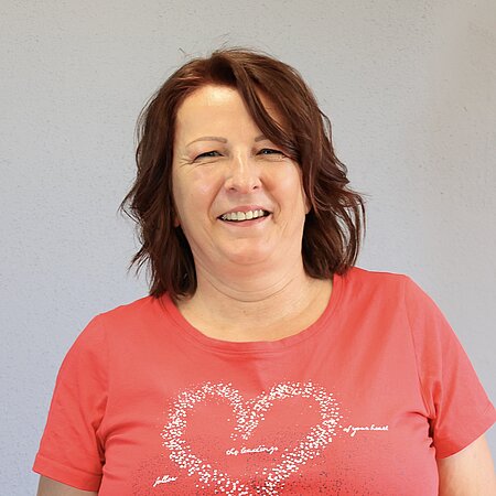 Elke Peschel, Verwaltungsleiterin